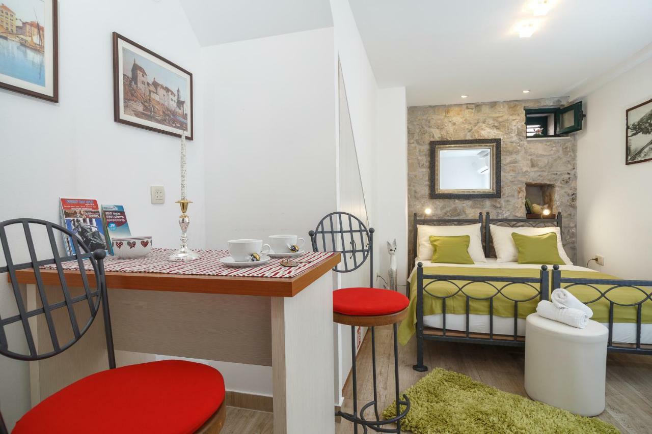 Apartments Villa Cambi Split Exterior photo